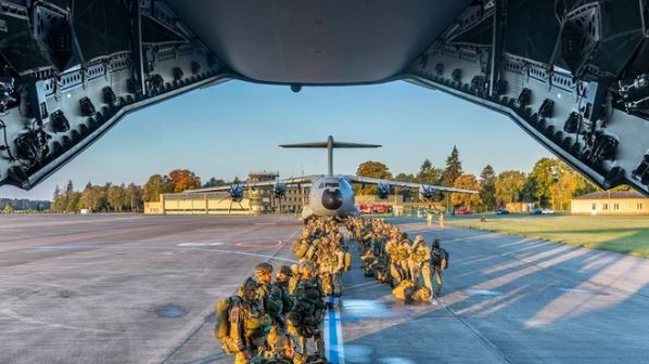 NATO teston mbrojtjen: mbi 2.500 ushtarë britanikë dhe francezë në stërvitje në Gjermani