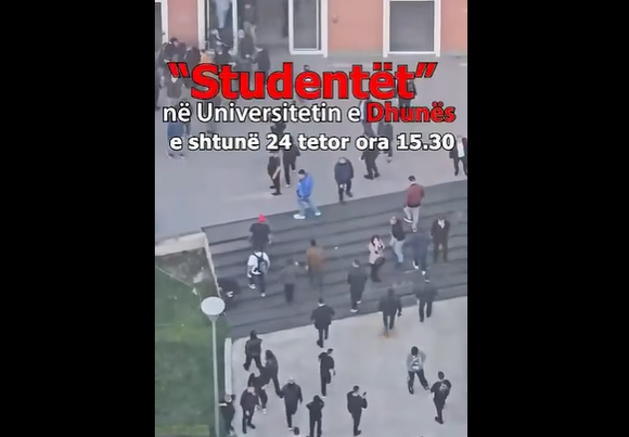 Rama publikon video të protestuesve që hyjnë në selinë e PD-së